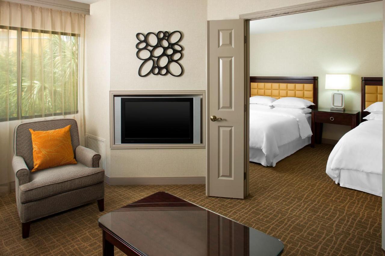 Sheraton Suites Orlando Airport Hotel Экстерьер фото